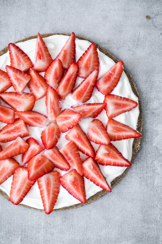 Vegan Strawberry Slice – Coconut Merchant