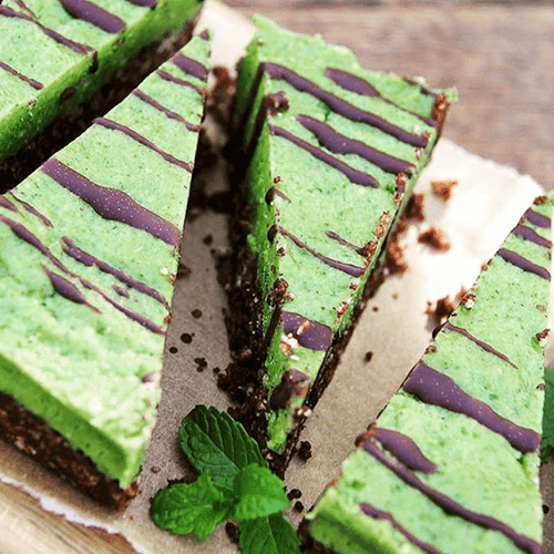 TRY THESE: RAW CHOCOLATE MINT PIE WITH A CHOCOLATE BROWNIE BASE