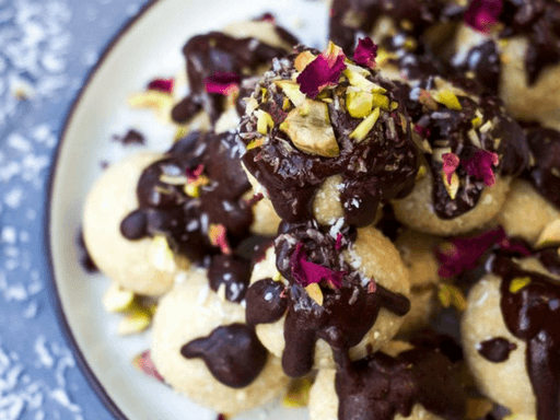 Christmas Coconut Snowball Truffles – Coconut Merchant