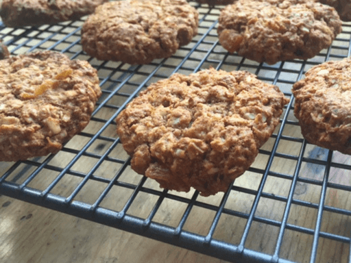 Apricot, Oat and Ginger Biscuits