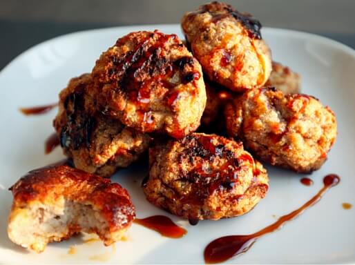 Paka Kola Bora - Baked Bengali Banana and Coconut Fritters