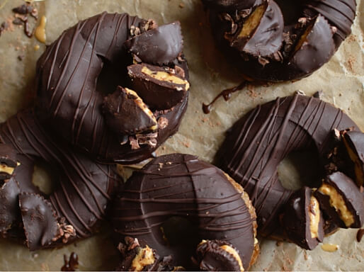 Raw Peanut Butter Cup Doughnuts