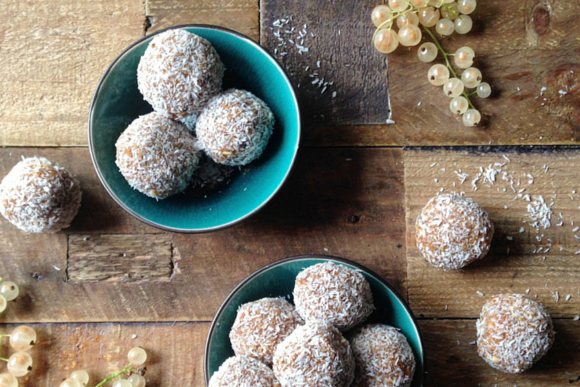 No-Bake Coconut Jam & Date Bliss Balls