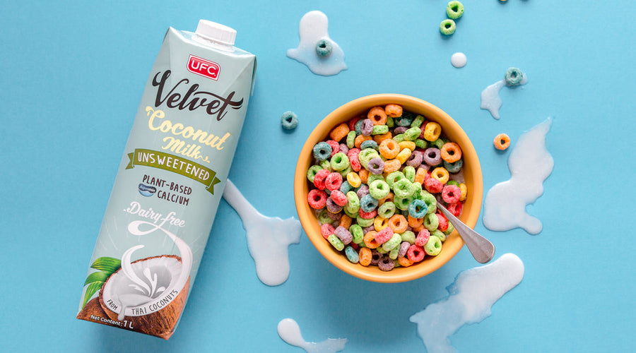 Coconut Milk VS Cow's Milk: Which is better for you?