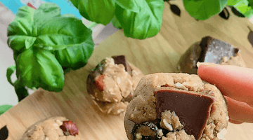 TRY THESE: CHOCOLATE CHUNK BITES