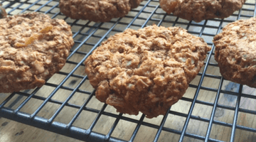 Apricot, Oat and Ginger Biscuits